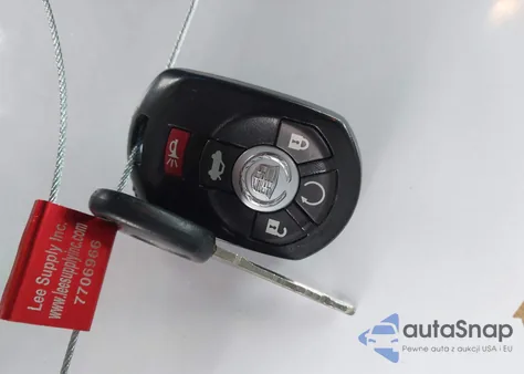 2005 Cadillac Sts V8 from USA, damaged, VIN 1G6DC67A350173516